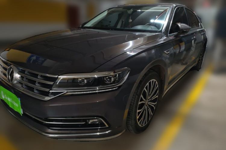 Volkswagen Phideon 2018 Revised Version 380TSI Two-Wheel Drive Business Edition d’occasion Guazi used car, China used car export, Used car for sale, Used  cars, Cheapest cars for sale