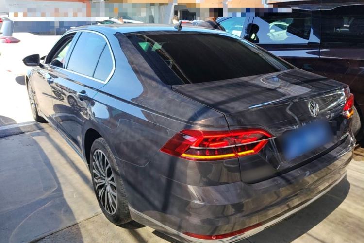 Used Volkswagen Phideon 2018 Revised Version 380TSI Two-Wheel Drive Business Edition Rear Left 45 Deg