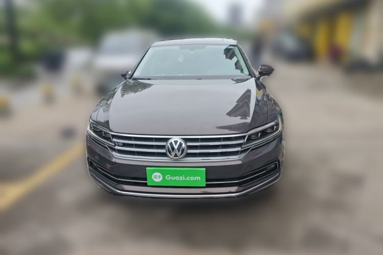 Used Volkswagen Phideon 2018 Revised Version 380TSI Two-Wheel Drive Business Edition Front