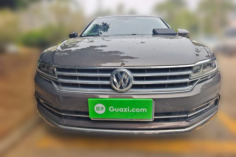 Used Volkswagen Phideon 2018 Revised Version 380TSI Two-Wheel Drive Business Edition Front