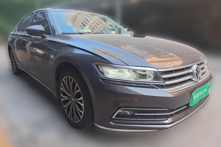 Used Volkswagen Phideon 2018 Revised Version 380TSI Two-Wheel Drive Business Edition Front Right 45 Deg