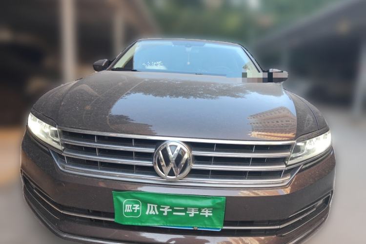 Used Volkswagen Phideon 2018 Revised Version 380TSI Two-Wheel Drive Business Edition Front
