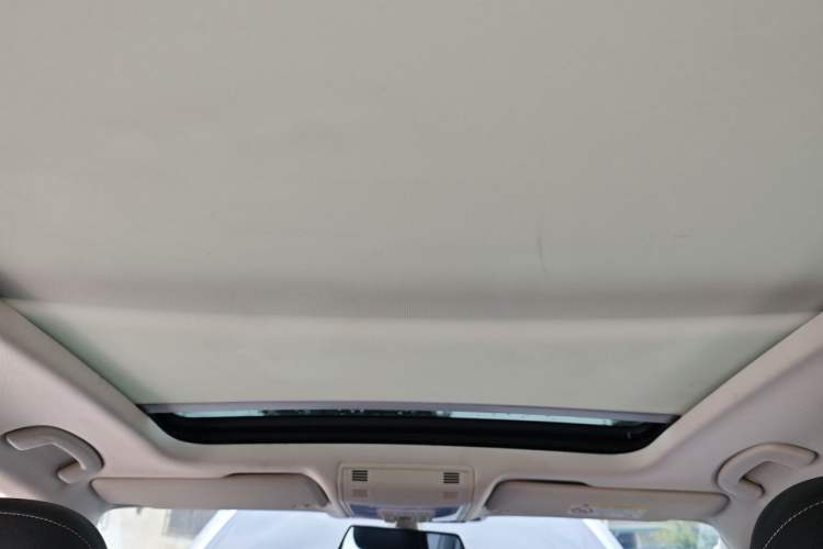 Used Volkswagen Phideon 2018 Revised Version 380TSI Two-Wheel Drive Business Edition Headliner
