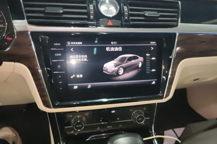 Used Volkswagen Phideon 2018 Revised Version 380TSI Two-Wheel Drive Business Edition Audio And AC Panel