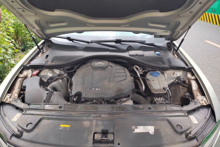 Used Volkswagen Phideon 2018 Revised Version 380TSI Two-Wheel Drive Business Edition Engine Bay