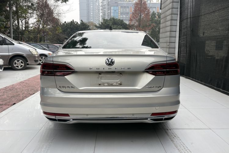 Used Volkswagen Phideon 2018 Revised Version 380TSI Two-Wheel Drive Business Edition Exterior 4