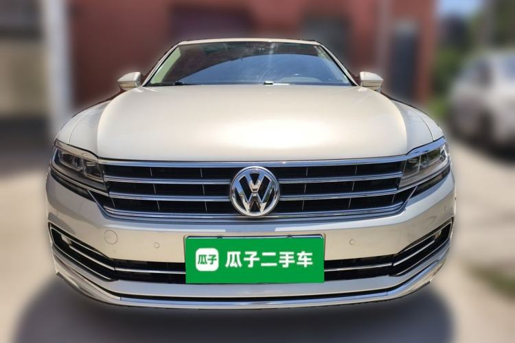 Used Volkswagen Phideon 2018 Revised Version 380TSI Two-Wheel Drive Business Edition Front