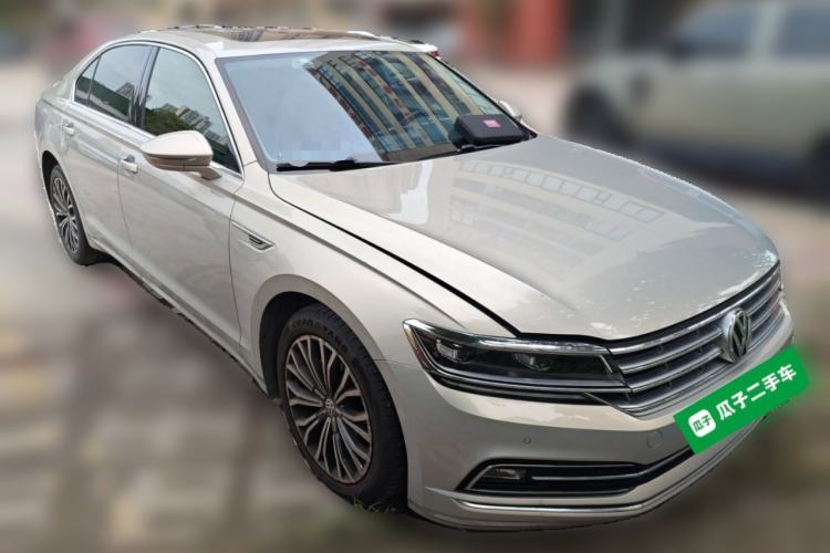 Used Volkswagen Phideon 2018 Revised Version 380TSI Two-Wheel Drive Business Edition Front Right 45 Deg
