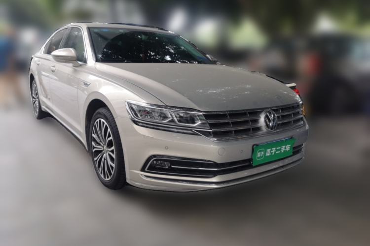 Used Volkswagen Phideon 2018 Revised Version 380TSI Two-Wheel Drive Business Edition Front Right 45 Deg