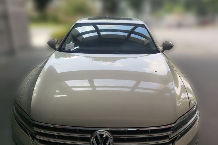 Used Volkswagen Phideon 2018 Revised Version 380TSI Two-Wheel Drive Business Edition Front