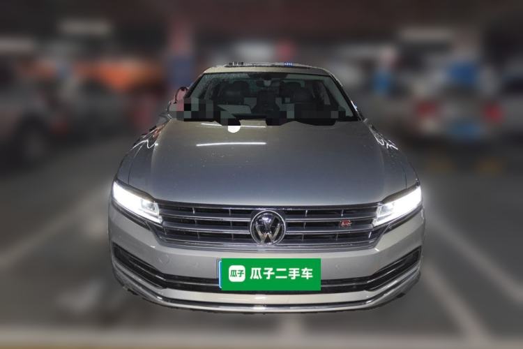 Used Volkswagen Phideon 2018 Revised Version 380TSI Two-Wheel Drive Business Edition Front