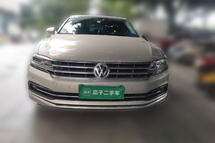 Used Volkswagen Phideon 2018 Revised Version 380TSI Two-Wheel Drive Business Edition Front
