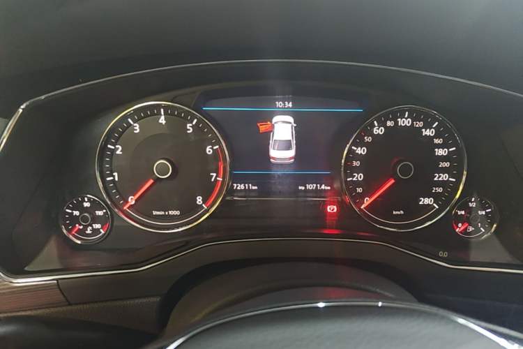 Used Volkswagen Phideon 2018 Revised Version 380TSI Two-Wheel Drive Business Edition Instrument Cluster