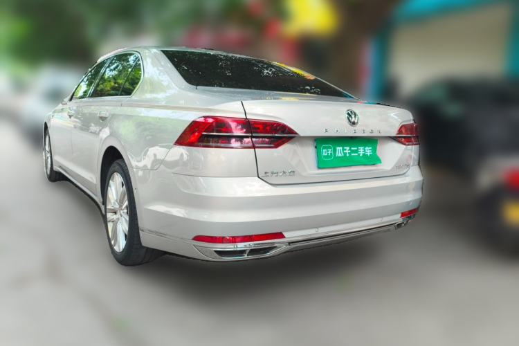 Used Volkswagen Phideon 2018 Revised Version 380TSI Two-Wheel-Drive Flagship Edition Rear Left 45 Deg