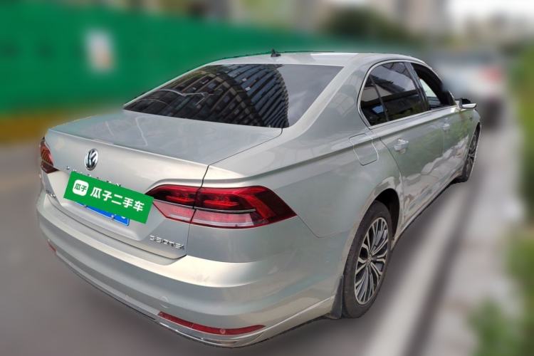Used Volkswagen Phideon 2018 Revised Version 380TSI Two-Wheel Drive Business Edition Rear Right 45 Deg