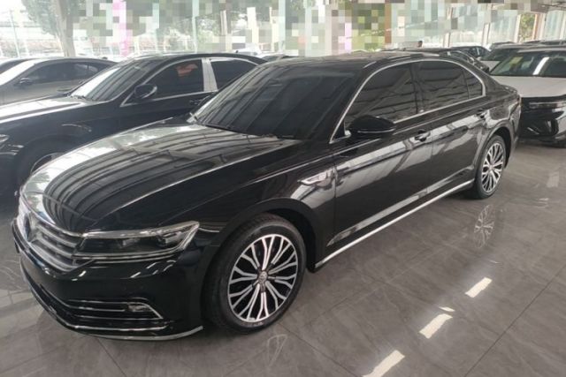 Ojetý Volkswagen Phideon 2019 380TSI Two-Wheel Drive Business Edition China VI Standard