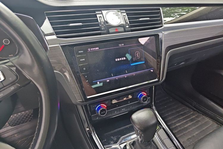 Used Volkswagen Phideon 2019 380TSI Two-Wheel Drive Business Edition China VI Standard Audio And AC Panel