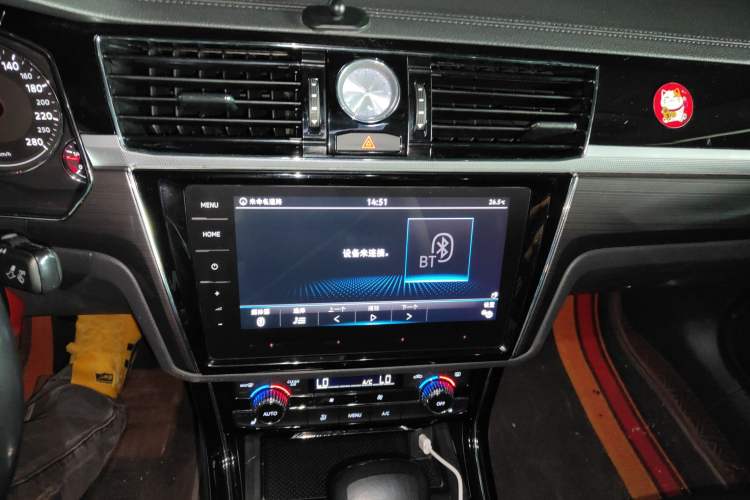 Used Volkswagen Phideon 2019 380TSI Two-Wheel Drive Business Edition China VI Standard Audio And AC Panel