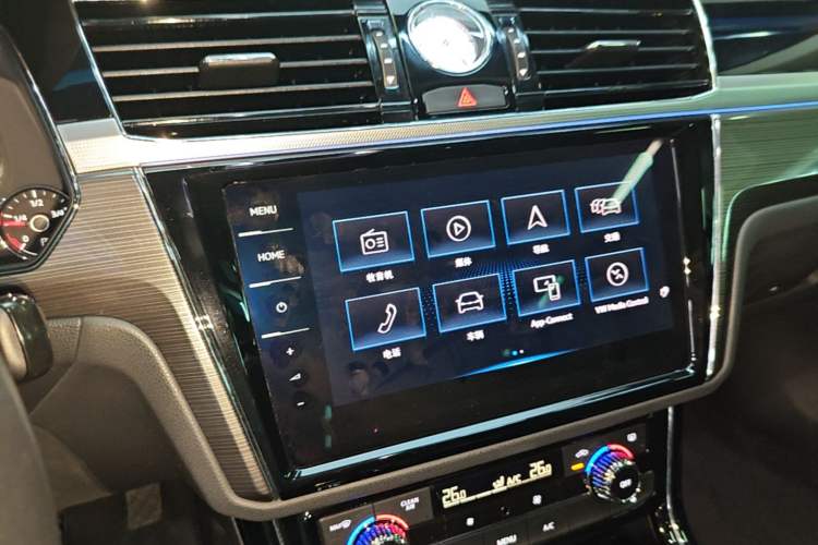 Used Volkswagen Phideon 2019 380TSI Two-Wheel Drive Business Edition China VI Standard Audio And AC Panel