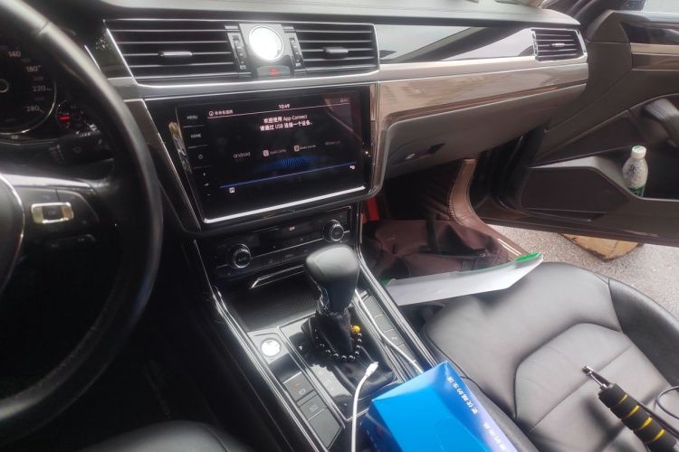 Used Volkswagen Phideon 2019 380TSI Two-Wheel Drive Business Edition China VI Standard Audio And AC Panel