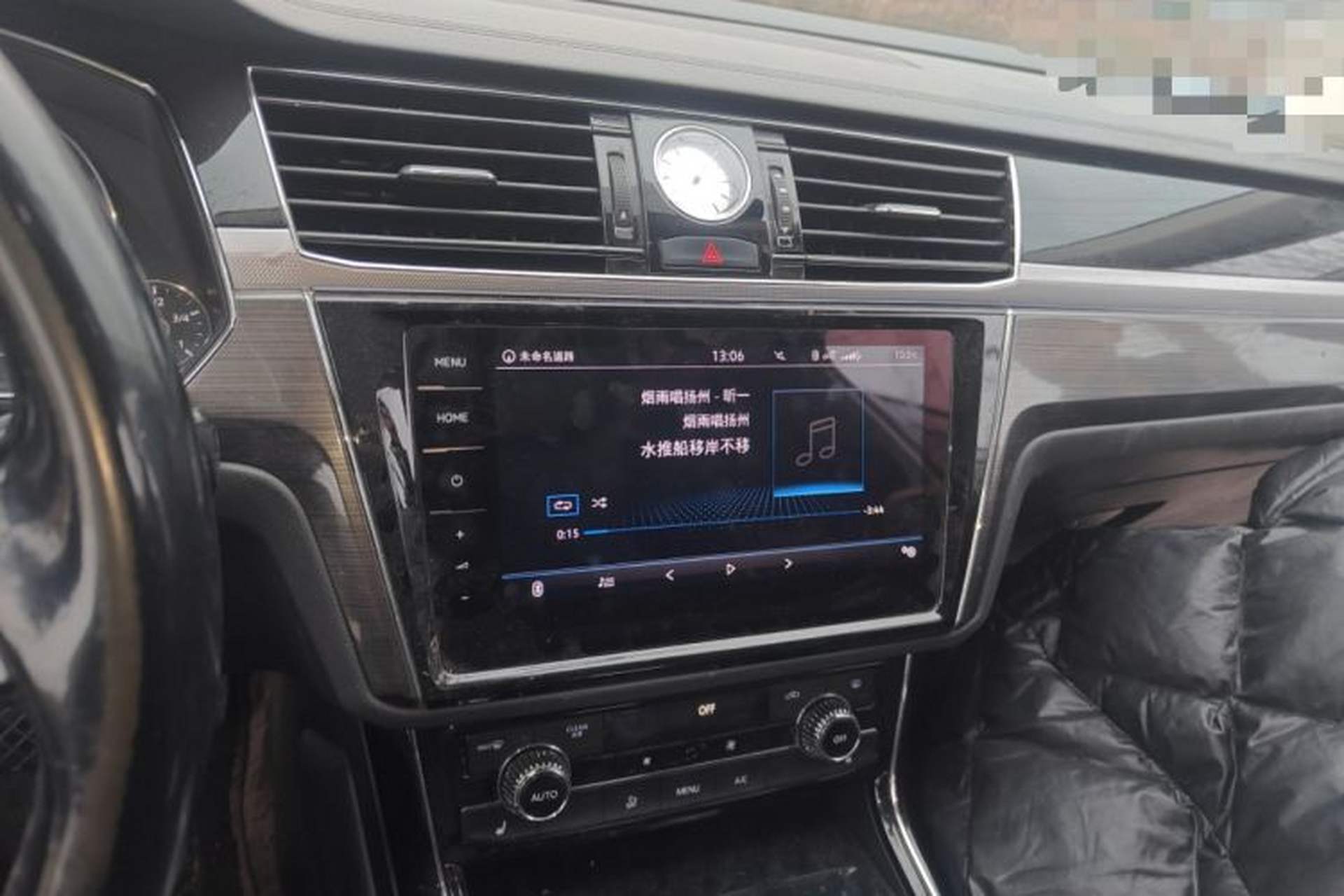 Used Volkswagen Phideon 2019 380TSI Two-Wheel Drive Business Edition China VI Standard Audio And AC Panel