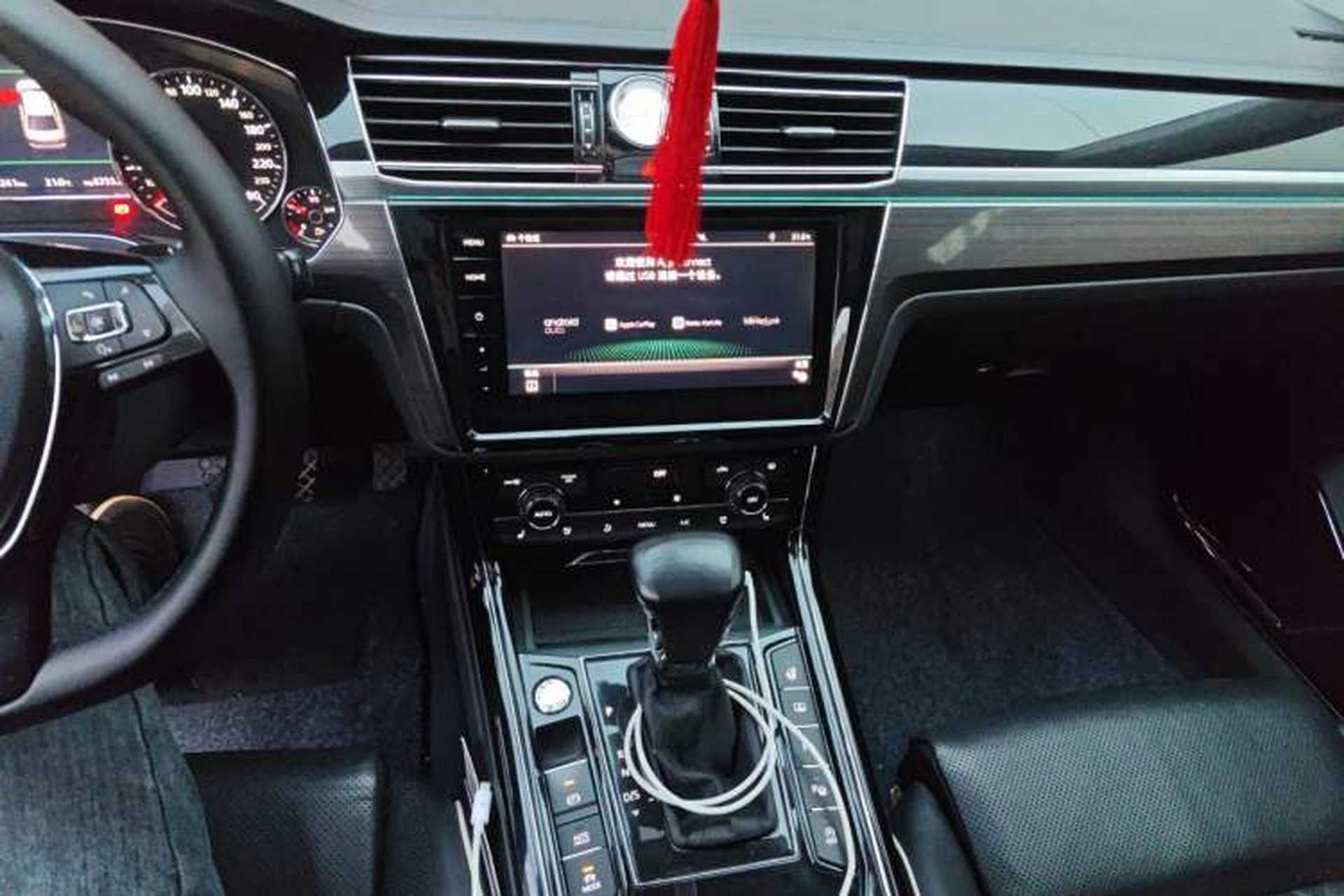 Used Volkswagen Phideon 2019 380TSI Two-Wheel Drive Flagship Version China VI Standard Audio And AC Panel