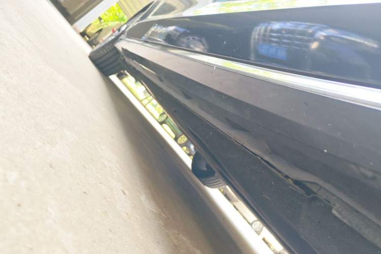 Used Volkswagen Phideon 2019 380TSI Two-Wheel Drive Business Edition China VI Standard Chassis Front Right