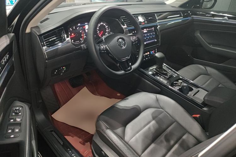 Used Volkswagen Phideon 2019 380TSI Two-Wheel Drive Business Edition China VI Standard Driver Seat