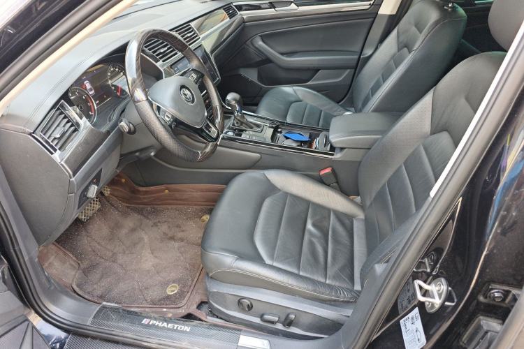 Used Volkswagen Phideon 2019 380TSI Two-Wheel Drive Business Edition China VI Standard Driver Seat