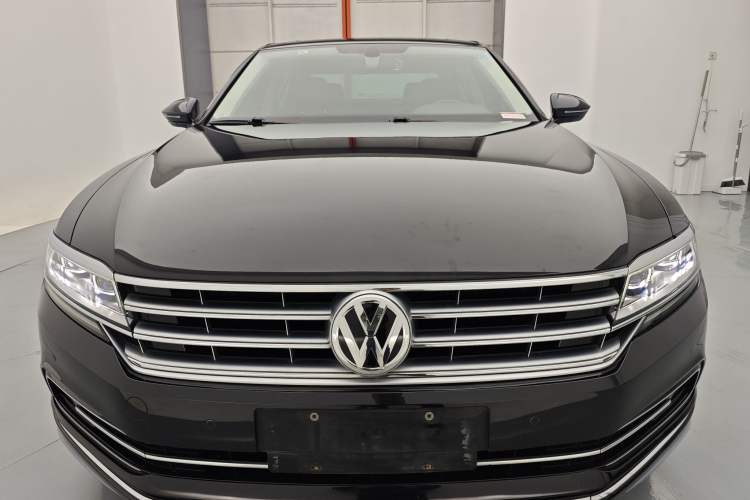 Used Volkswagen Phideon 2019 380TSI Two-Wheel Drive Business Edition China VI Standard Exterior 1