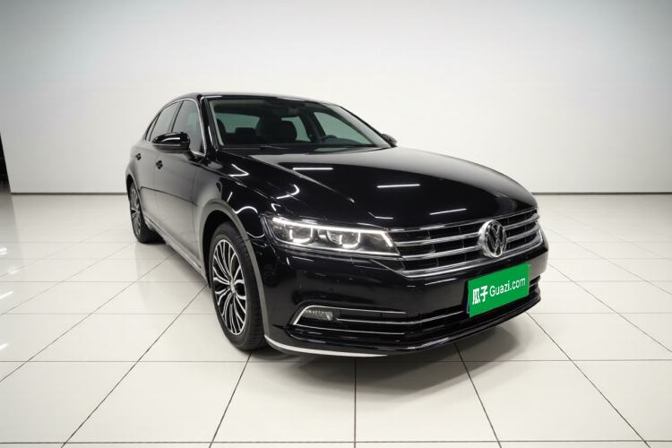 Used Volkswagen Phideon 2019 380TSI Two-Wheel Drive Business Edition China VI Standard Exterior 1