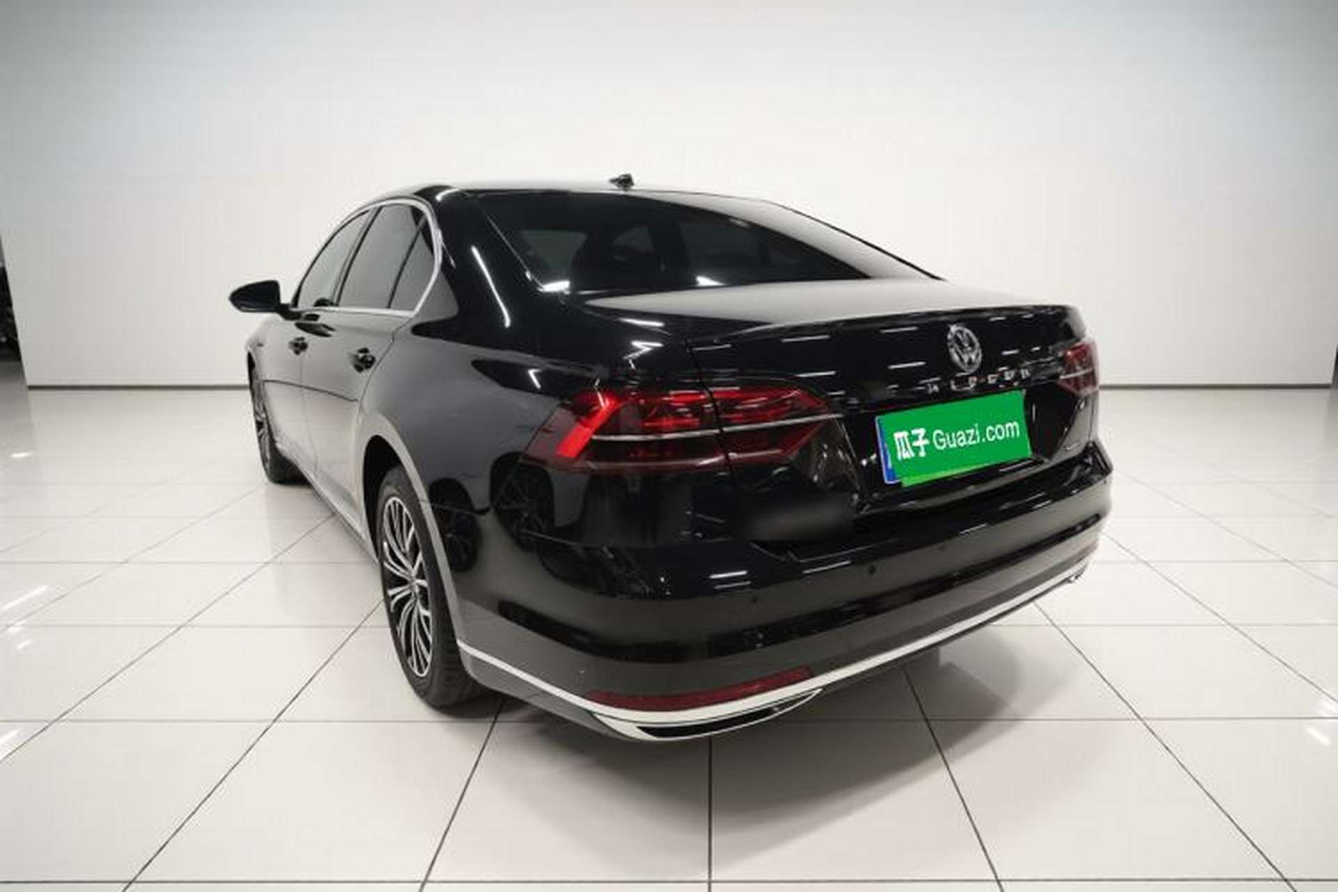 Used Volkswagen Phideon 2019 380TSI Two-Wheel Drive Business Edition China VI Standard Exterior 2