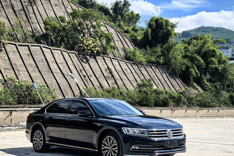 Used Volkswagen Phideon 2019 380TSI Two-Wheel Drive Business Edition China VI Standard Exterior 2