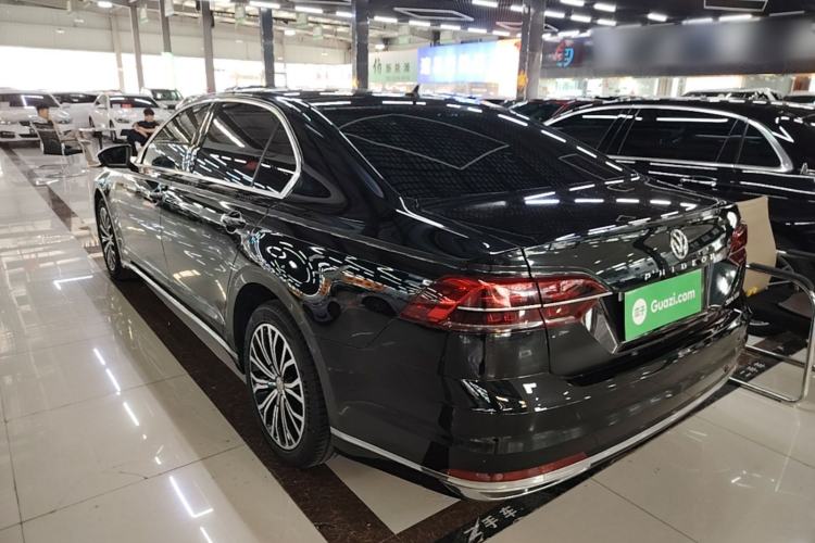Used Volkswagen Phideon 2019 380TSI Two-Wheel Drive Business Edition China VI Standard Exterior 2