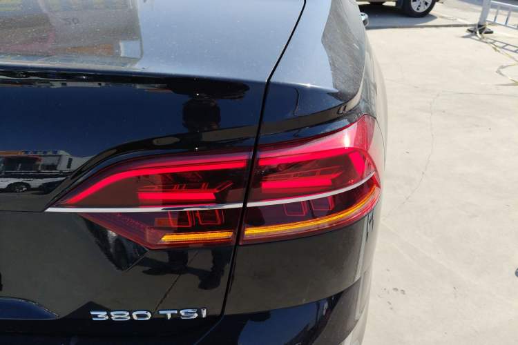 Used Volkswagen Phideon 2019 380TSI Two-Wheel Drive Business Edition China VI Standard Exterior 3