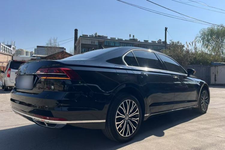 Used Volkswagen Phideon 2019 380TSI Two-Wheel Drive Business Edition China VI Standard Exterior 4