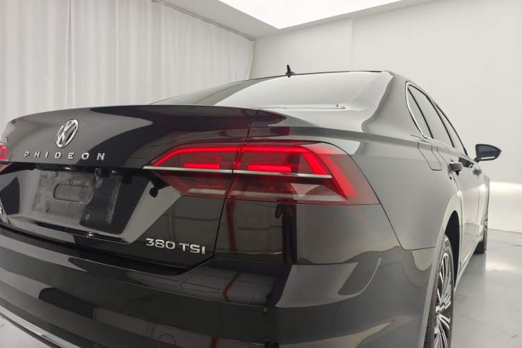 Used Volkswagen Phideon 2019 380TSI Two-Wheel Drive Business Edition China VI Standard Exterior 8