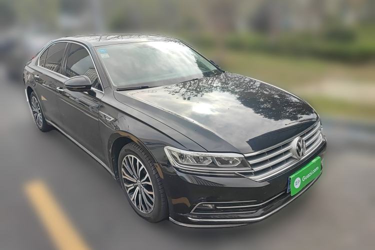 Used Volkswagen Phideon 2019 380TSI Two-Wheel Drive Business Edition China VI Standard Front Right 45 Deg
