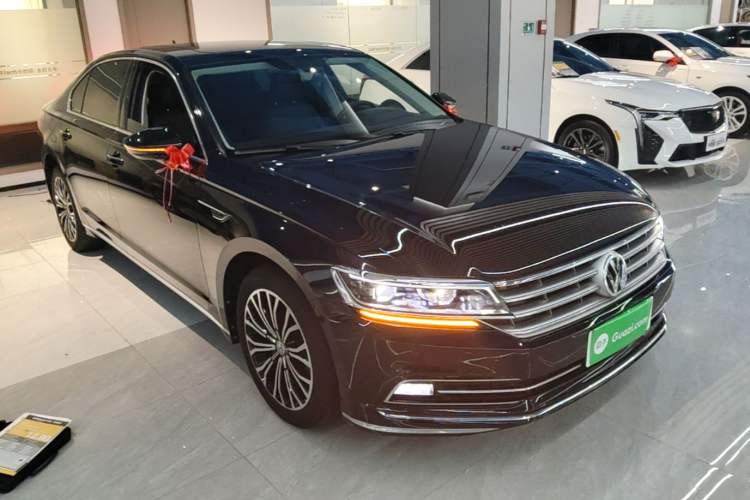 Used Volkswagen Phideon 2019 380TSI Two-Wheel Drive Business Edition China VI Standard Front Right 45 Deg