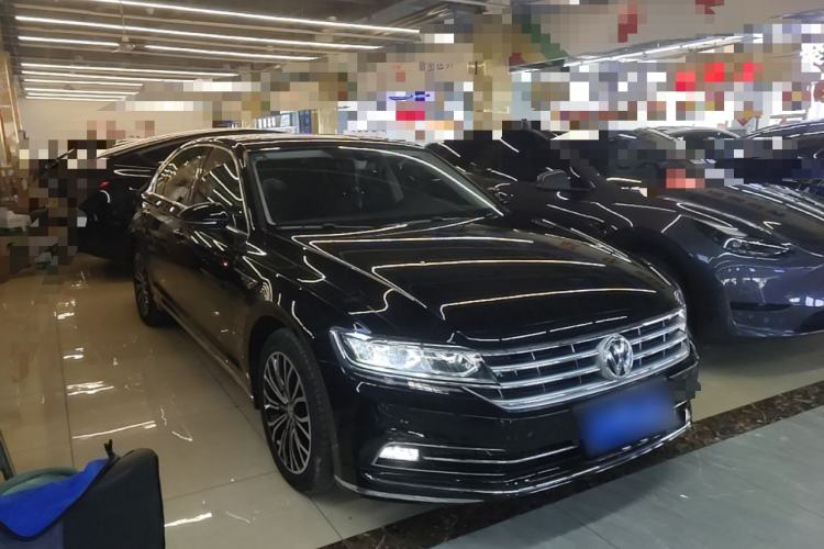 Used Volkswagen Phideon 2019 380TSI Two-Wheel Drive Business Edition China V Standard Front Right 45 Deg