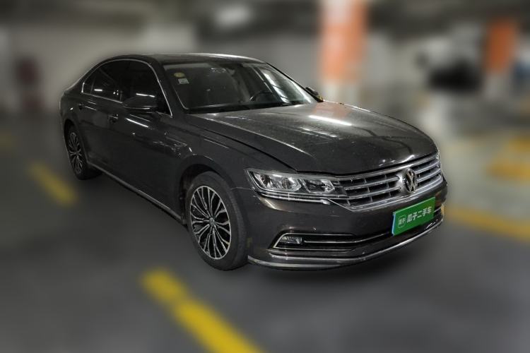 Used Volkswagen Phideon 2019 380TSI Two-Wheel Drive Business Edition China V Standard Front Right 45 Deg