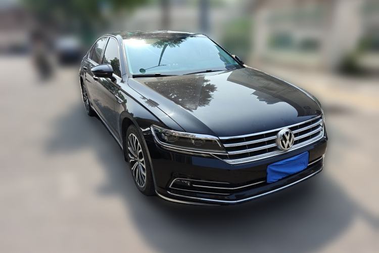 Used Volkswagen Phideon 2019 380TSI Two-Wheel Drive Luxury Edition China VI Standard Front Right 45 Deg