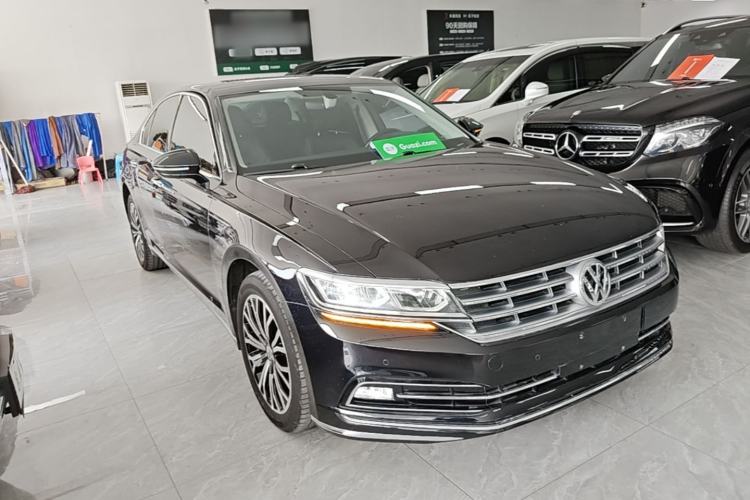 Used Volkswagen Phideon 2019 380TSI Two-Wheel Drive Business Edition China VI Standard Front Right 45 Deg