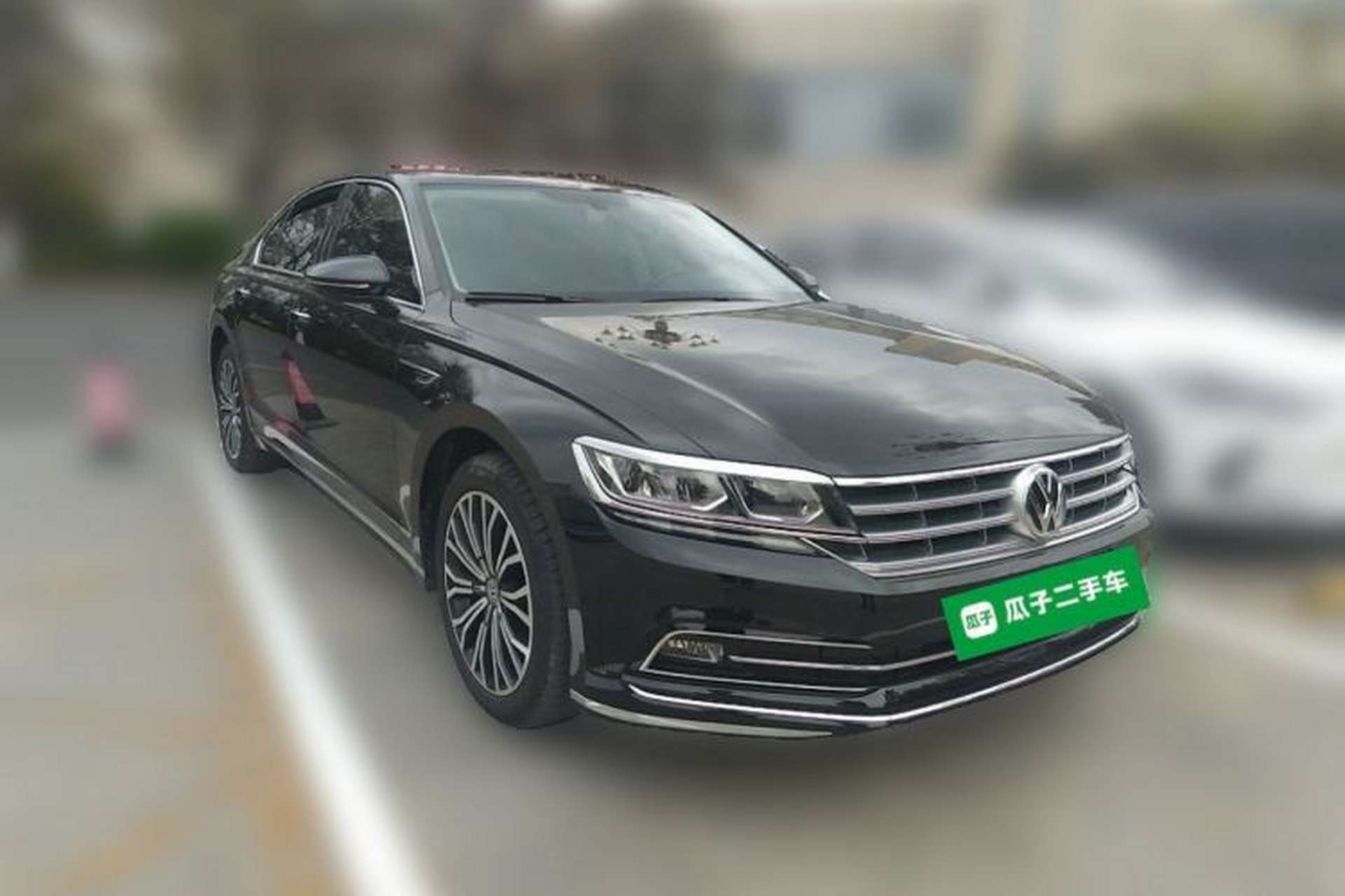 Used Volkswagen Phideon 2019 380TSI Two-Wheel Drive Business Edition China VI Standard Front Right 45 Deg