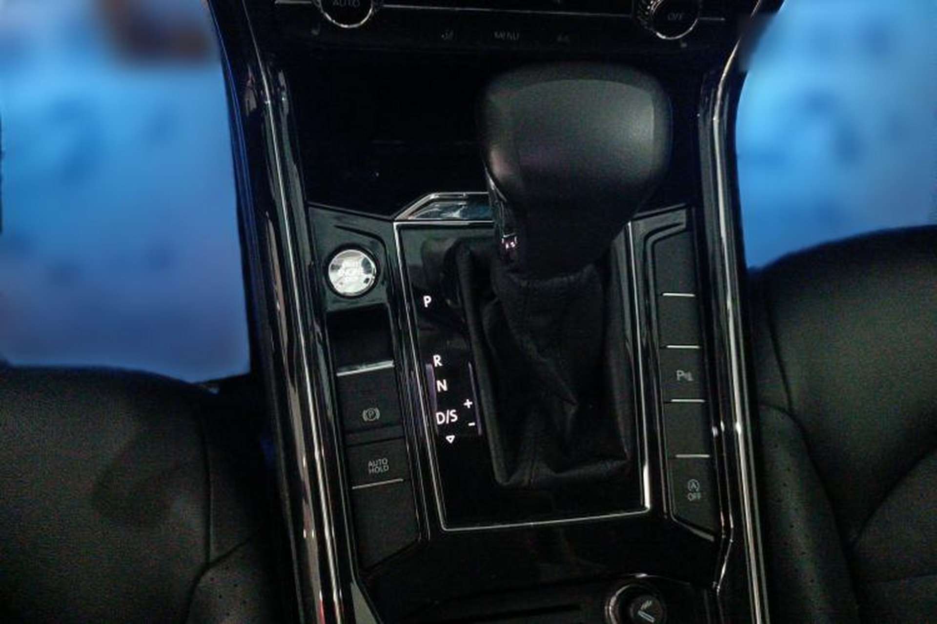 Used Volkswagen Phideon 2019 380TSI Two-Wheel Drive Business Edition China VI Standard Gear Lever