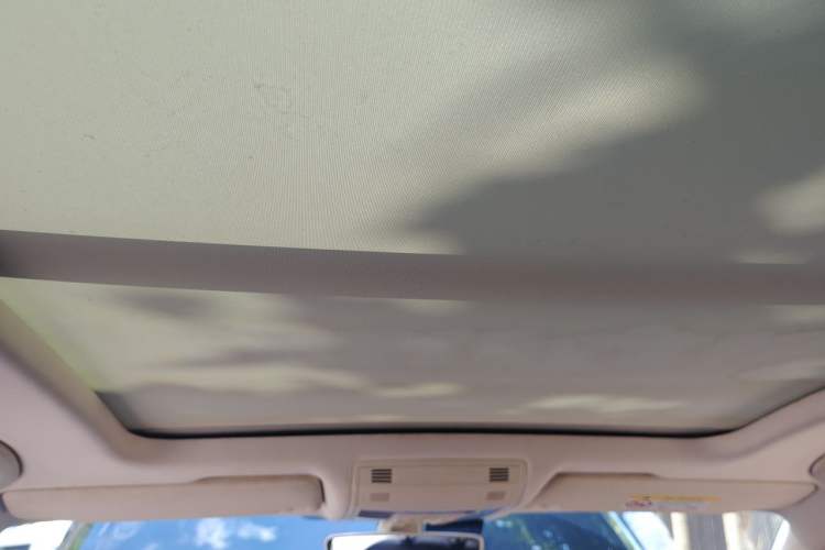 Used Volkswagen Phideon 2019 380TSI Two-Wheel Drive Business Edition China VI Standard Headliner