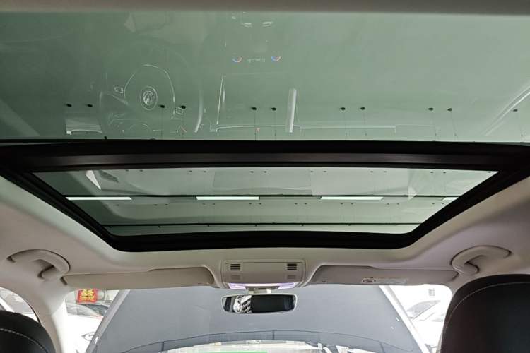 Used Volkswagen Phideon 2019 380TSI Two-Wheel Drive Business Edition China VI Standard Headliner