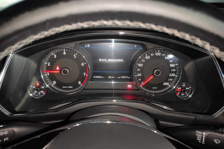 Used Volkswagen Phideon 2019 380TSI Two-Wheel Drive Business Edition China VI Standard Instrument Cluster