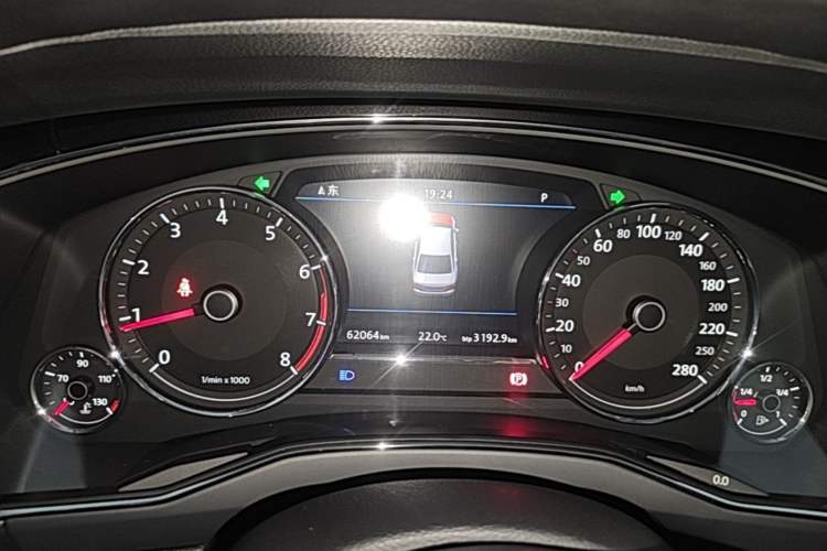 Used Volkswagen Phideon 2019 380TSI Two-Wheel Drive Business Edition China V Standard Instrument Cluster