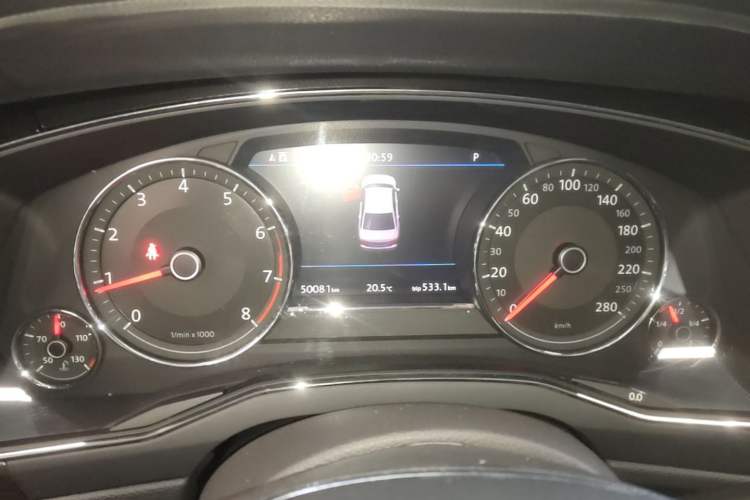Used Volkswagen Phideon 2019 380TSI Two-Wheel Drive Business Edition China V Standard Instrument Cluster